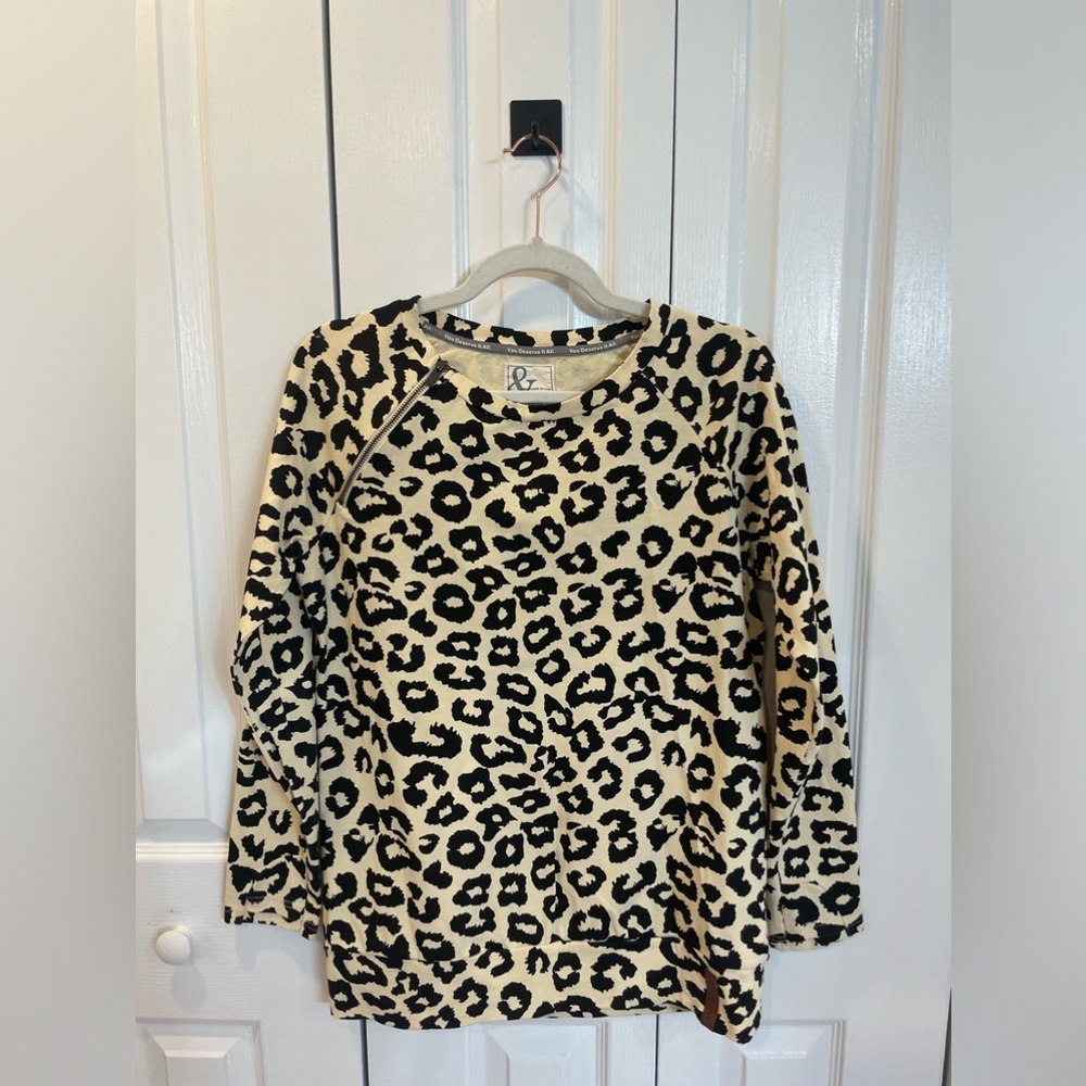 AMPERSAND AVE Leopard Print Long Sleeve Top